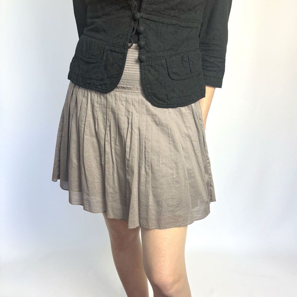 Banana Republic Cotton Pleated Skirt – Size 6